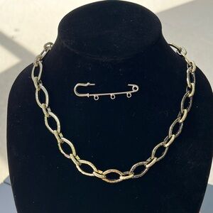 Premier Designs Gold Link Necklace